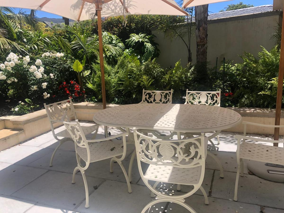 Constantia Valley Lodge Cidade Do Cabo Exterior foto